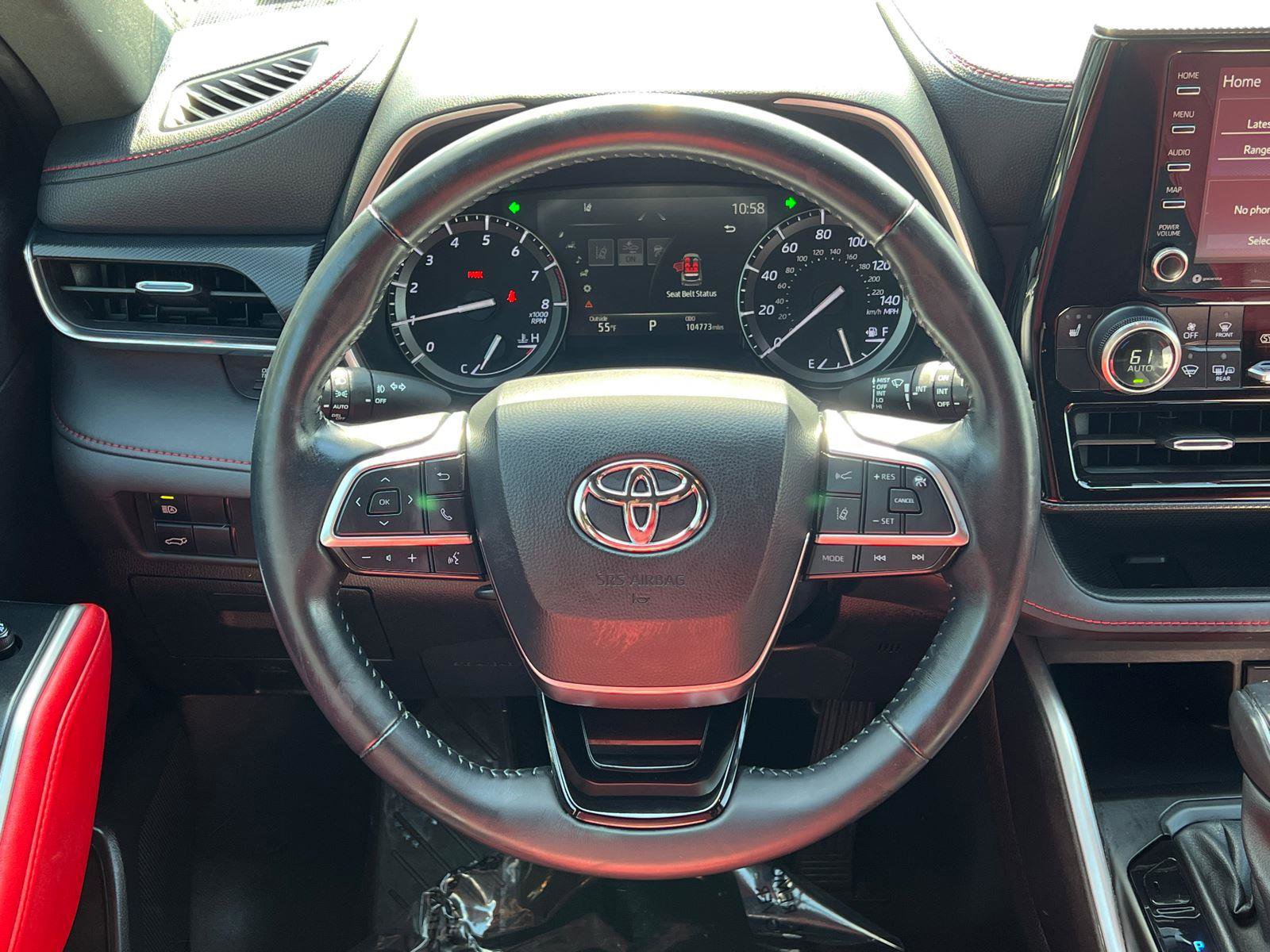 Used 2021 Toyota Highlander XSE image 25