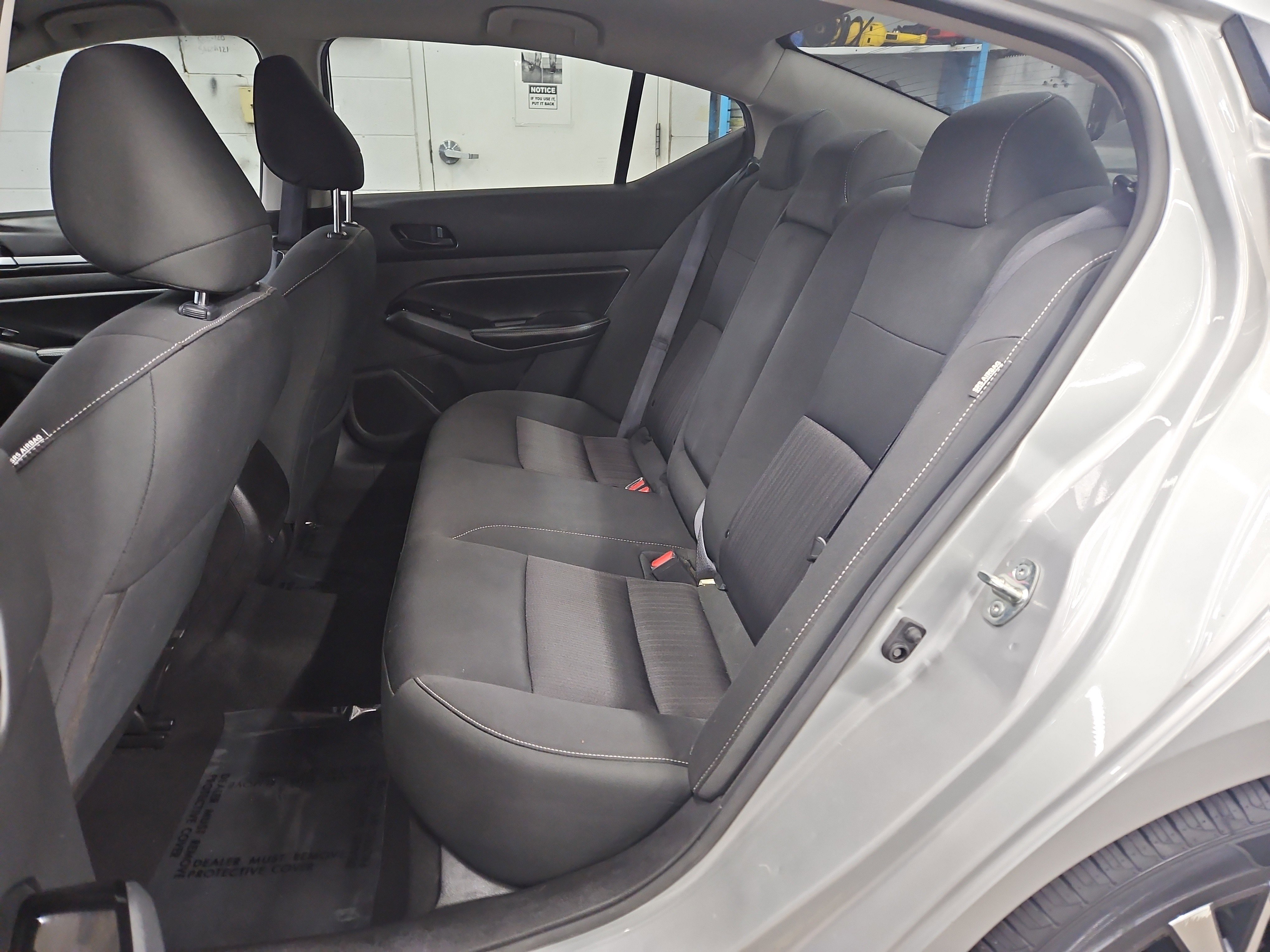 Used 2023 Nissan Altima 2.5 SV image 11