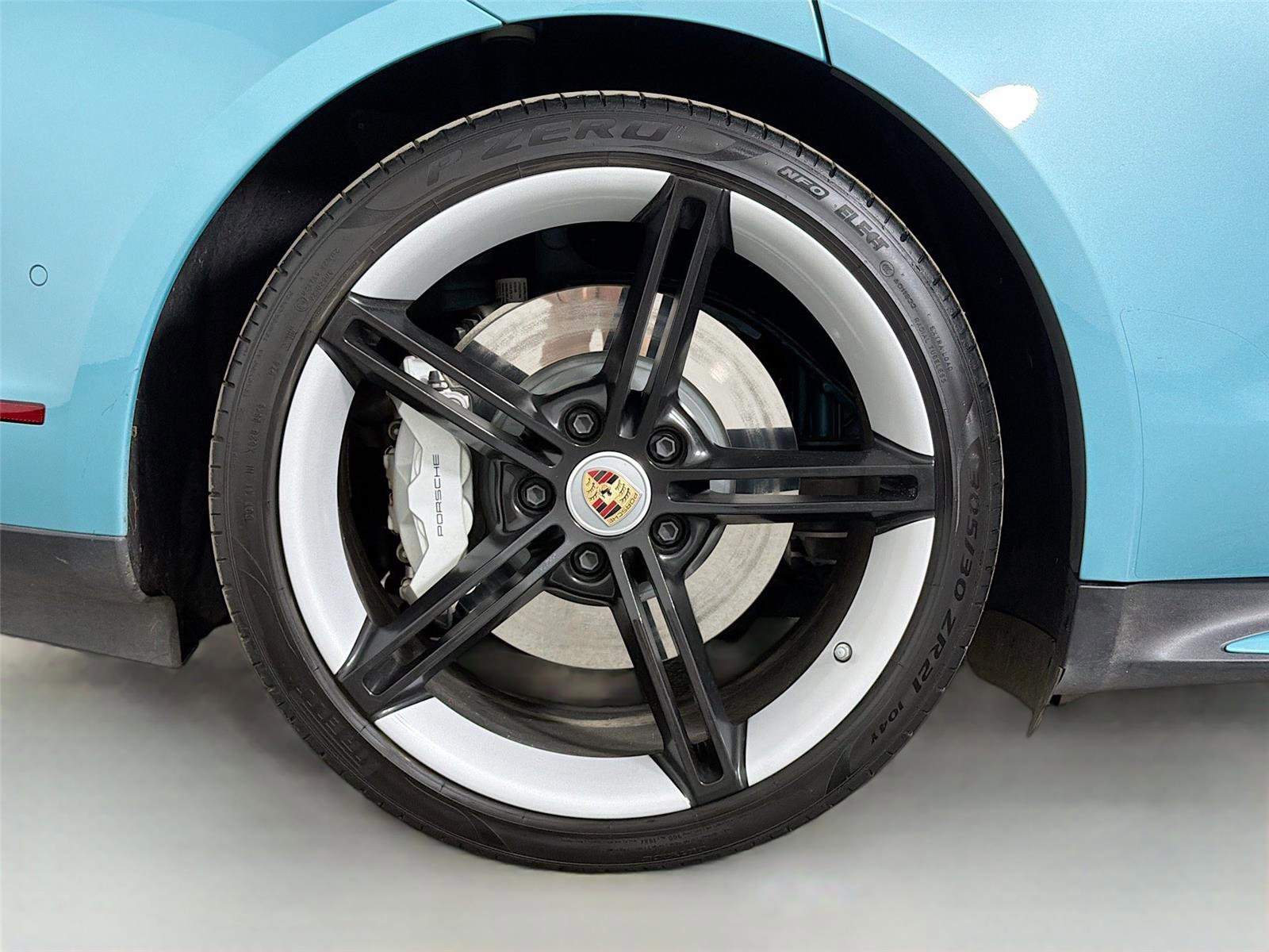 Certified 2024 Porsche Taycan 4S w/ Premium Package AWD/4WD image 13