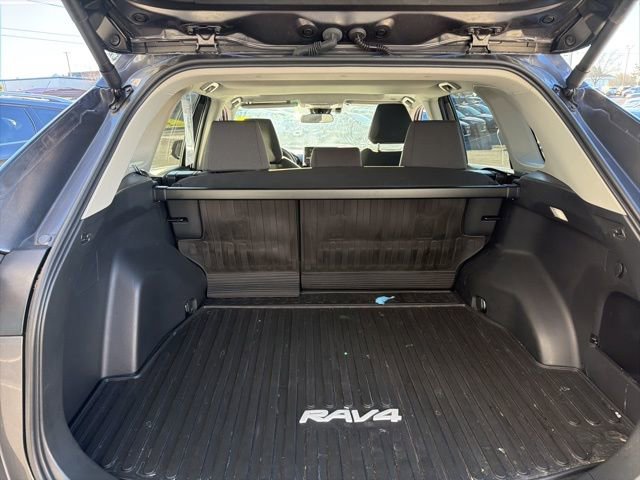 Used 2024 Toyota RAV4 XLE image 9