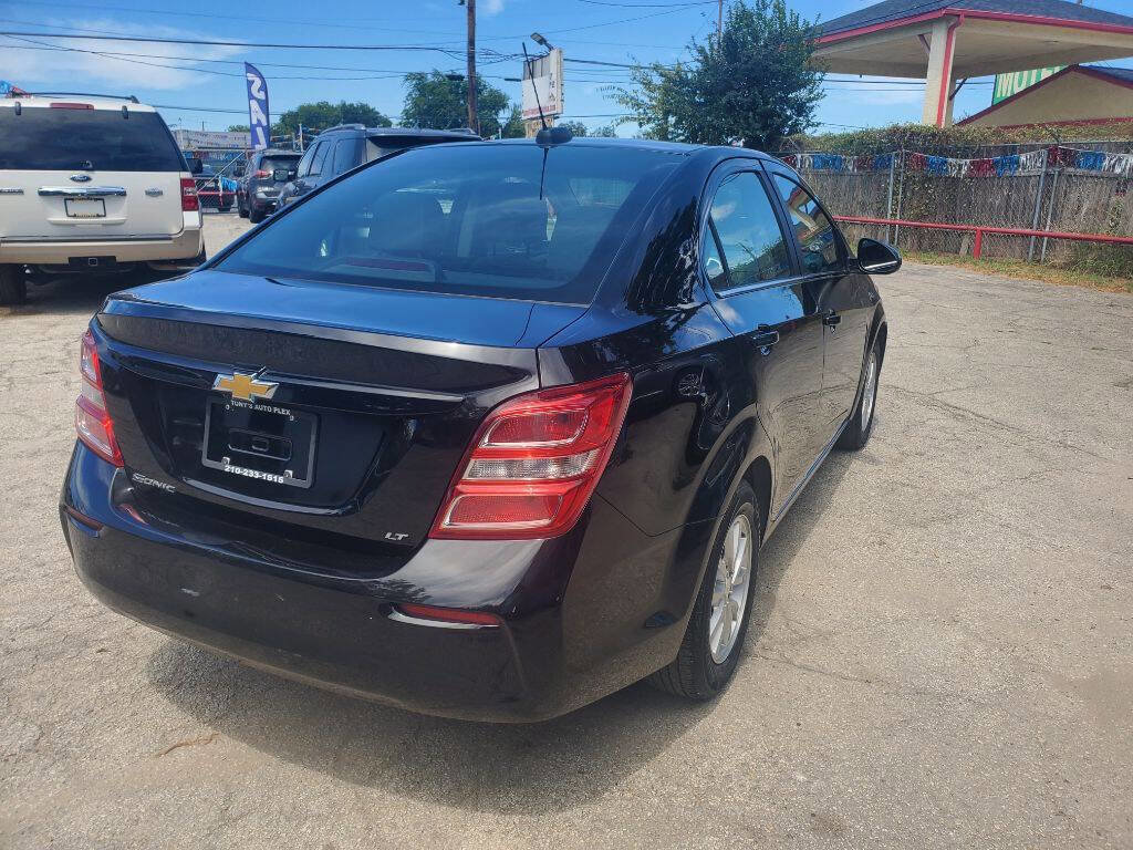 Used 2019 Chevrolet Sonic LT FWD image 6