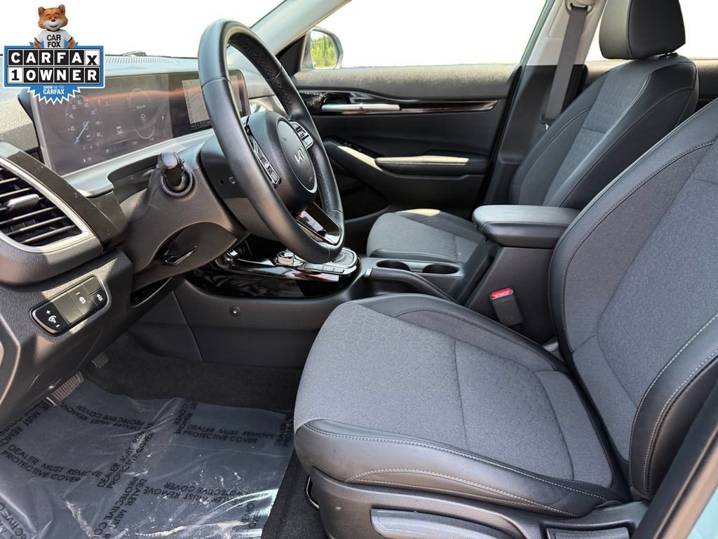 Certified 2025 Nissan Murano SV w/ Cargo Package AWD/4WD image 9