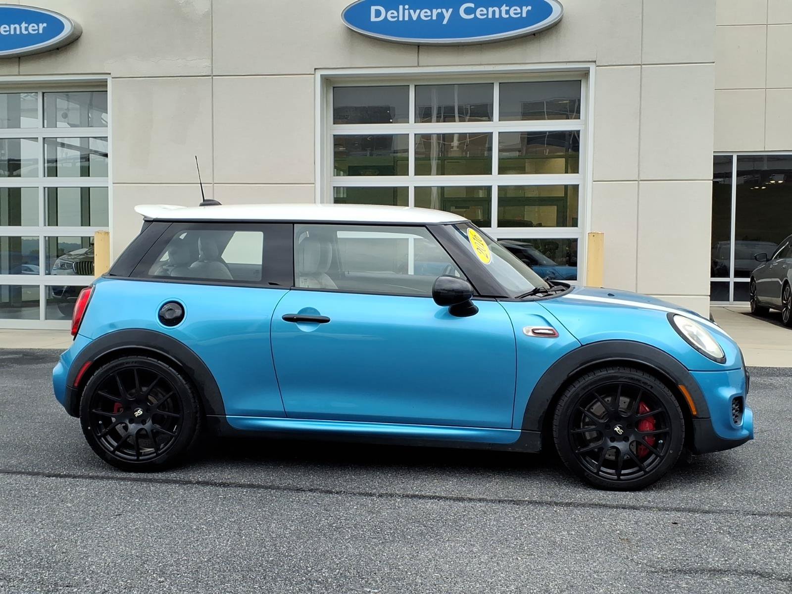 Used 2016 MINI Cooper John Cooper Works FWD image 2