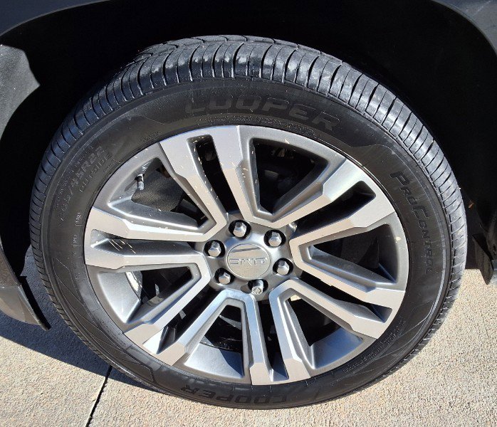 Used 2020 GMC Yukon Denali w/ Denali Ultimate Package image 21