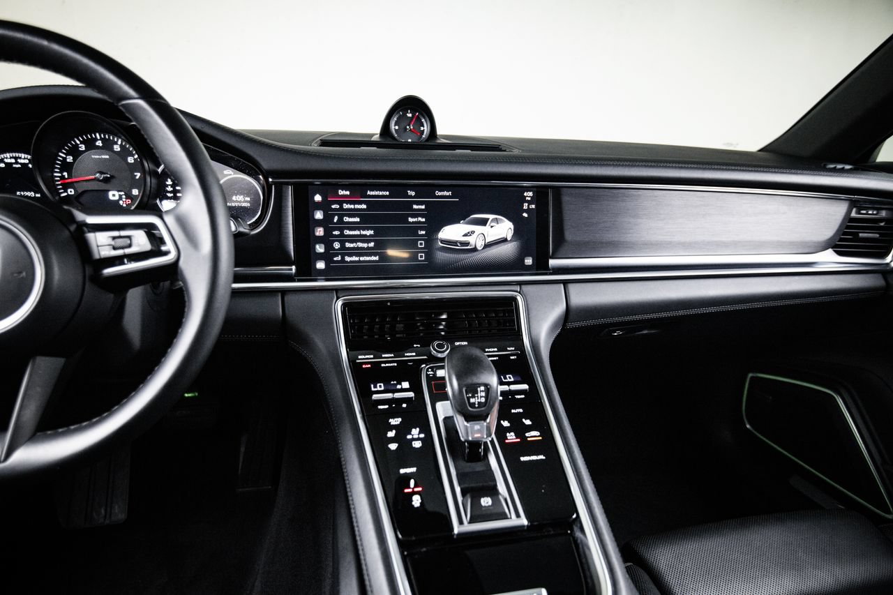 Certified 2022 Porsche Panamera 4 AWD/4WD image 19