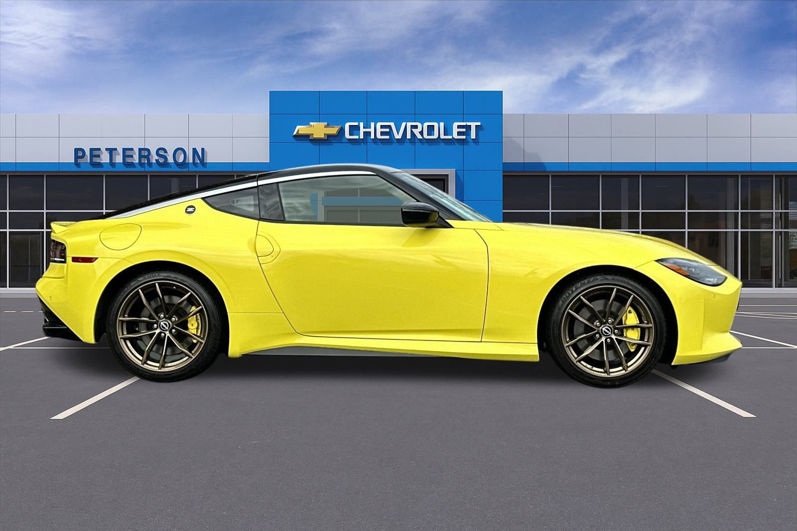Used 2023 Nissan Z w/ Floor Mat Package (L93) image 3