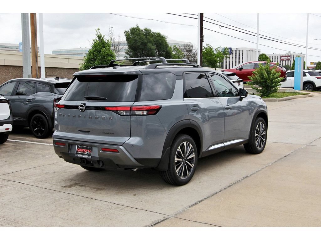New 2026 Nissan Pathfinder Platinum FWD image 4