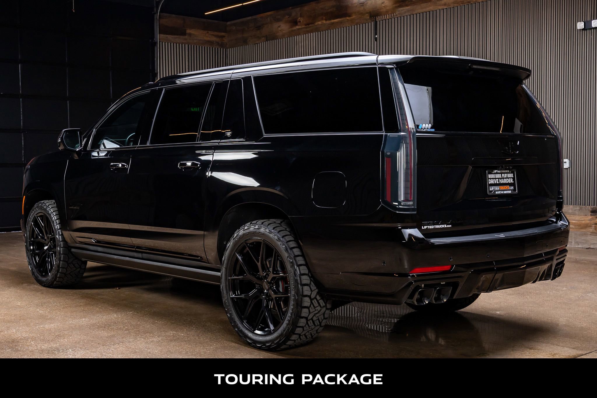 Used 2026 Cadillac Escalade ESV V image 7