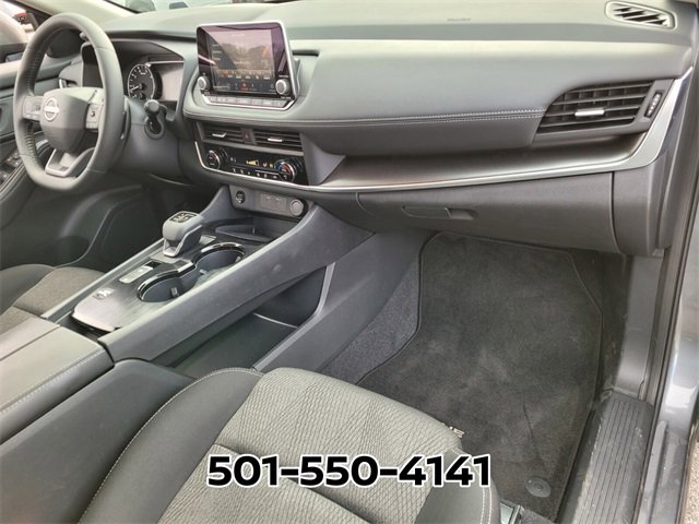 Used 2026 Nissan Rogue SV image 16