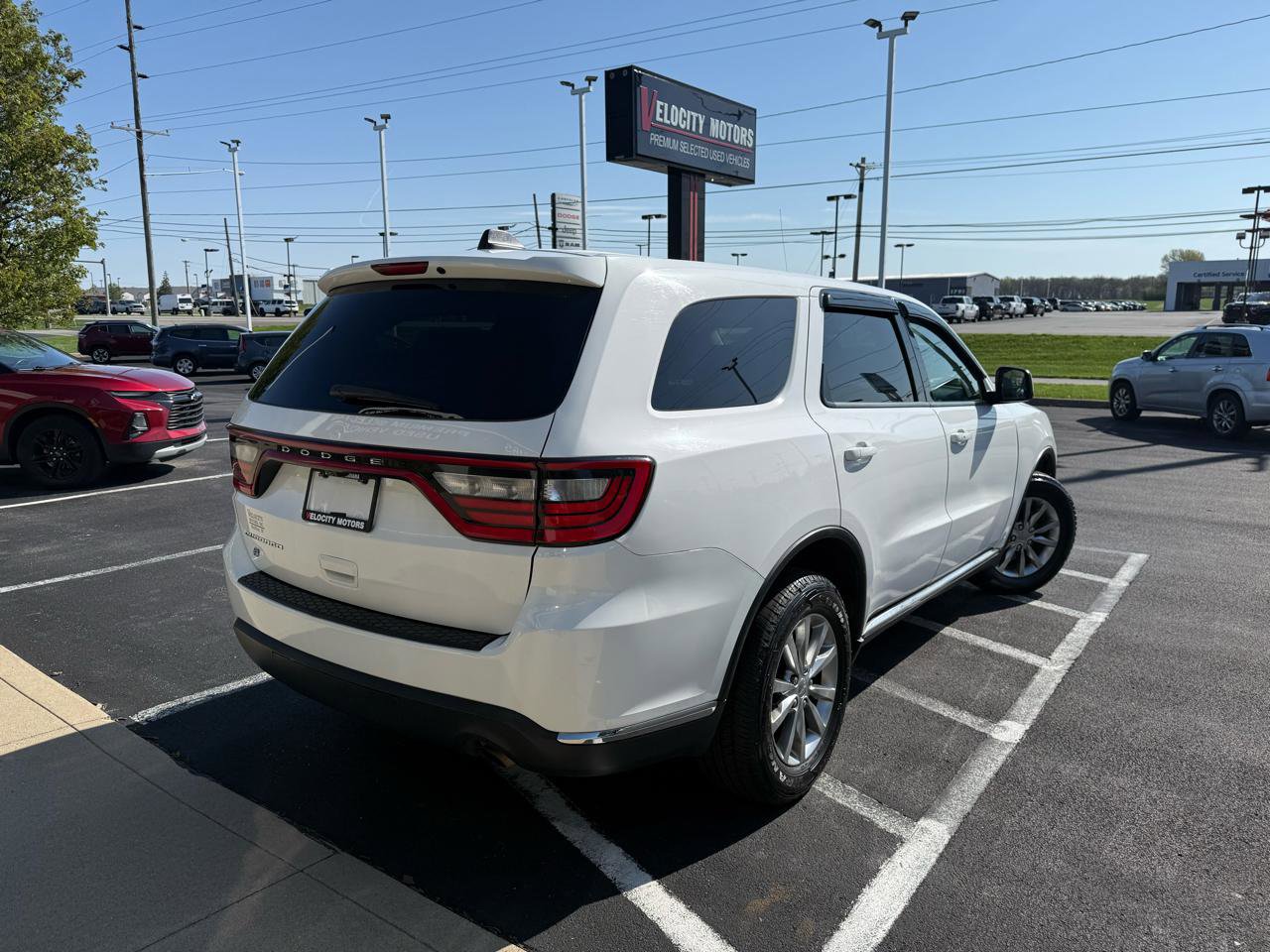 Used 2018 Dodge Durango SXT AWD/4WD image 5