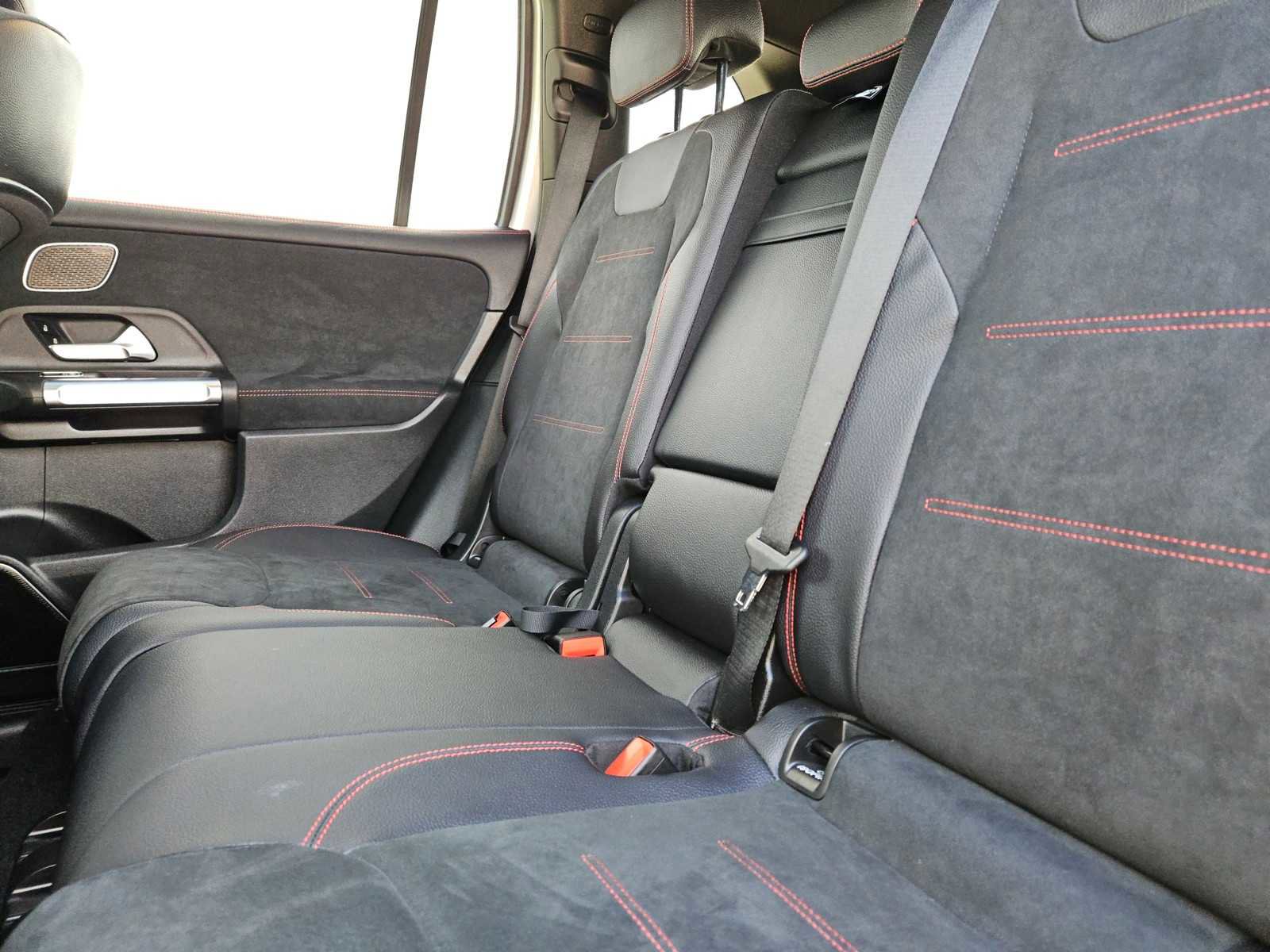 Certified 2023 Mercedes-Benz GLB 250 image 25