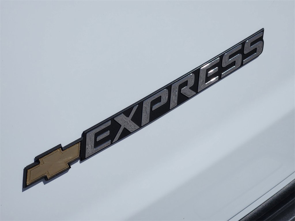 New 2025 Chevrolet Express 2500 w/ Driver Convenience Package image 8