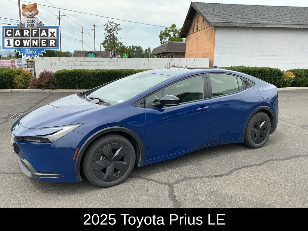 Used 2025 Toyota Prius LE FWD image 1