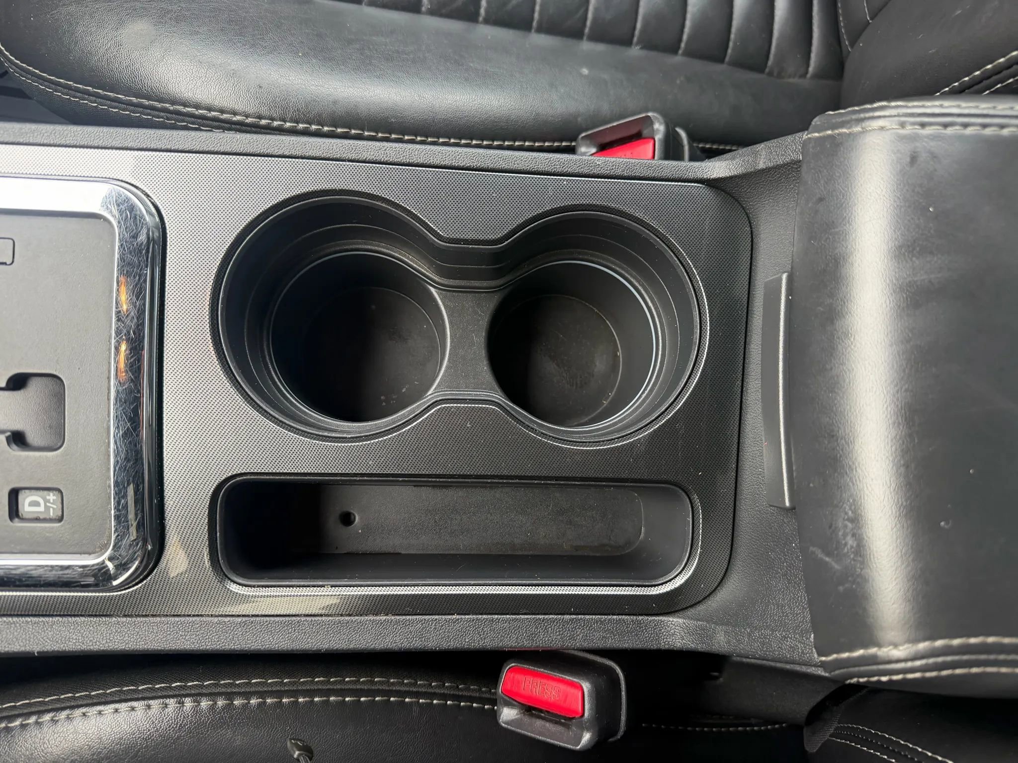 Used 2010 Dodge Challenger SE image 18