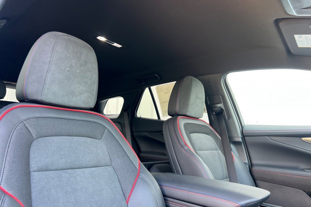 New 2025 Chevrolet Blazer EV RS image 14