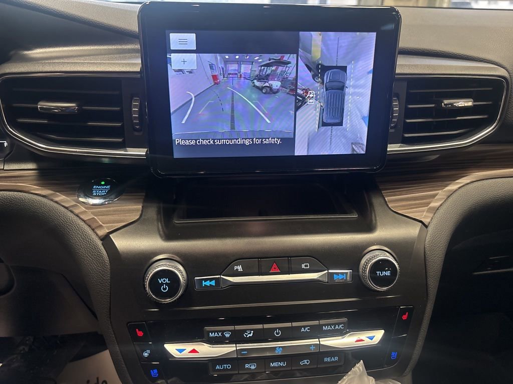 Used 2020 Ford Explorer Limited image 4
