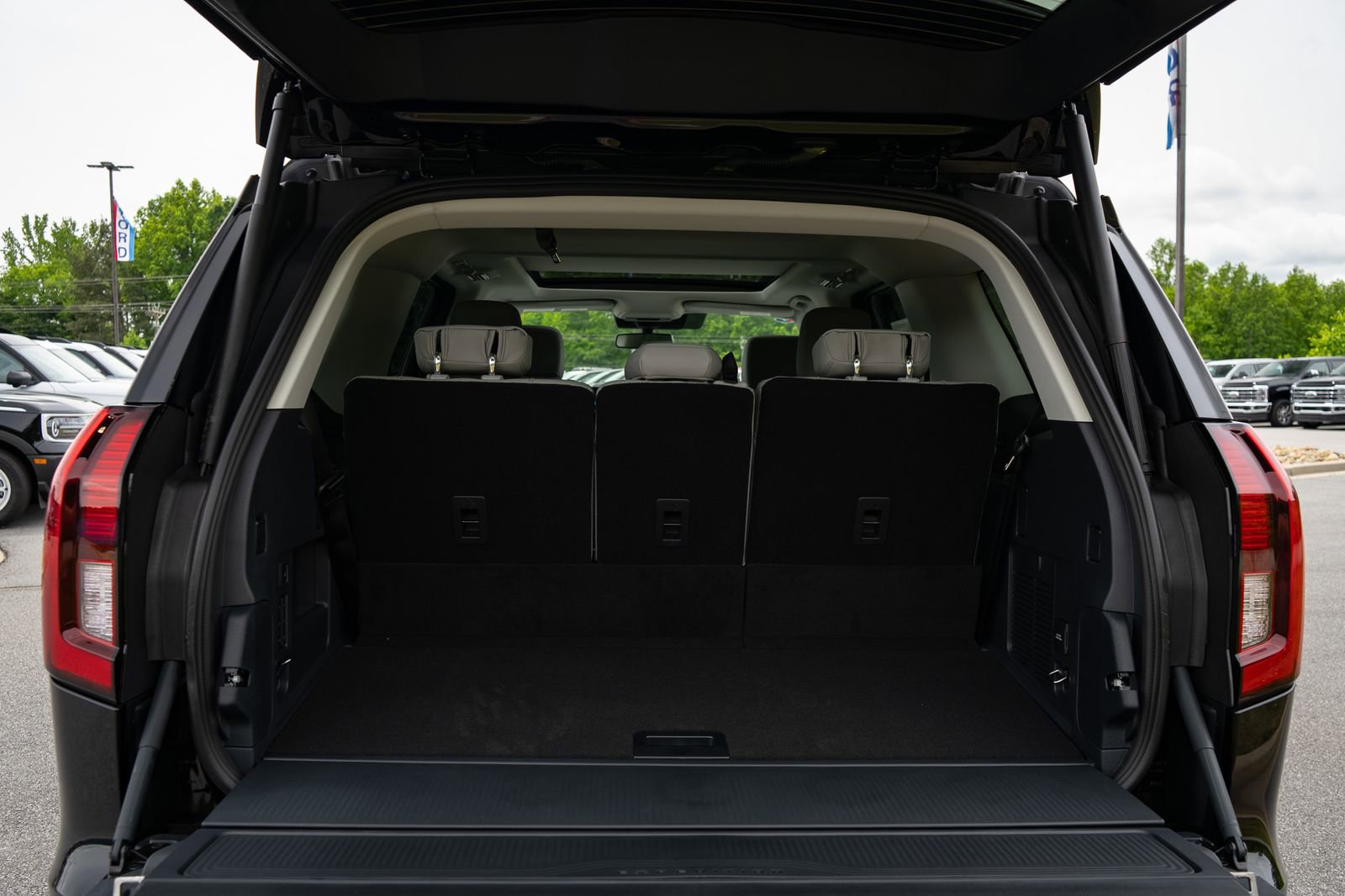 New 2026 Ford Expedition Active AWD/4WD image 9