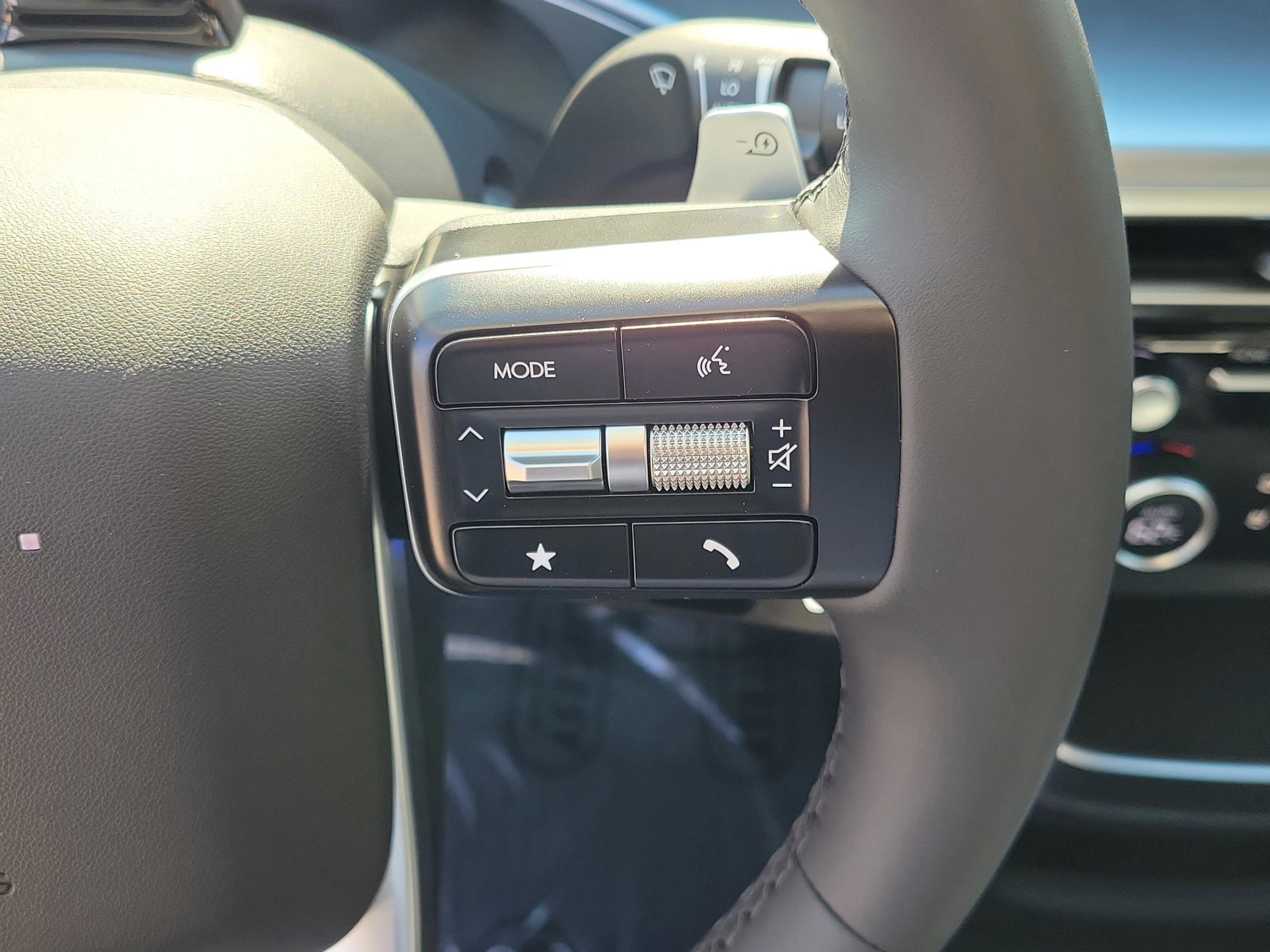 New 2026 Hyundai Ioniq 9 SEL image 27