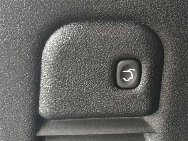 Certified 2024 Dodge Durango GT w/ Blacktop Package image 15