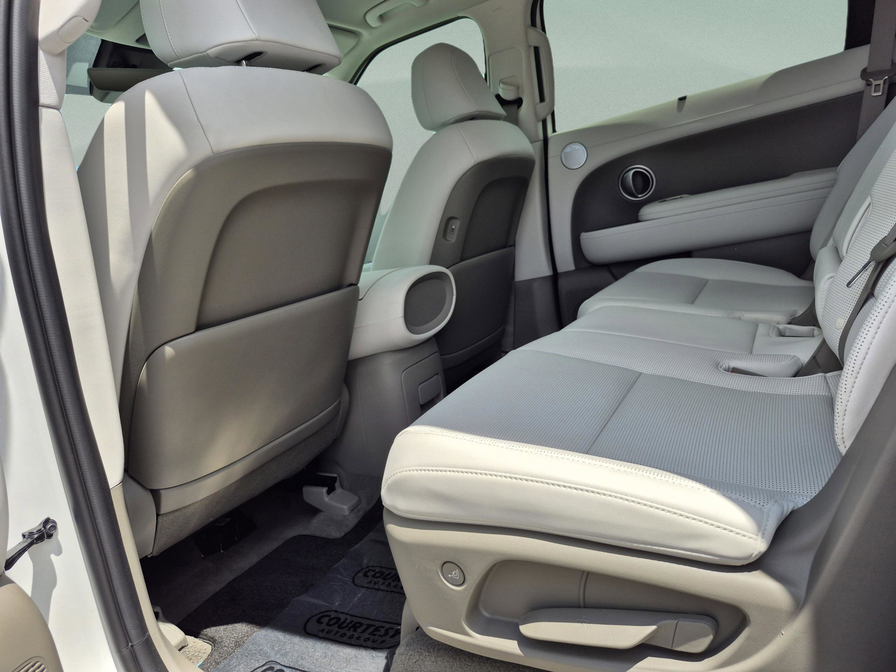 New 2026 Hyundai Palisade SEL FWD image 18