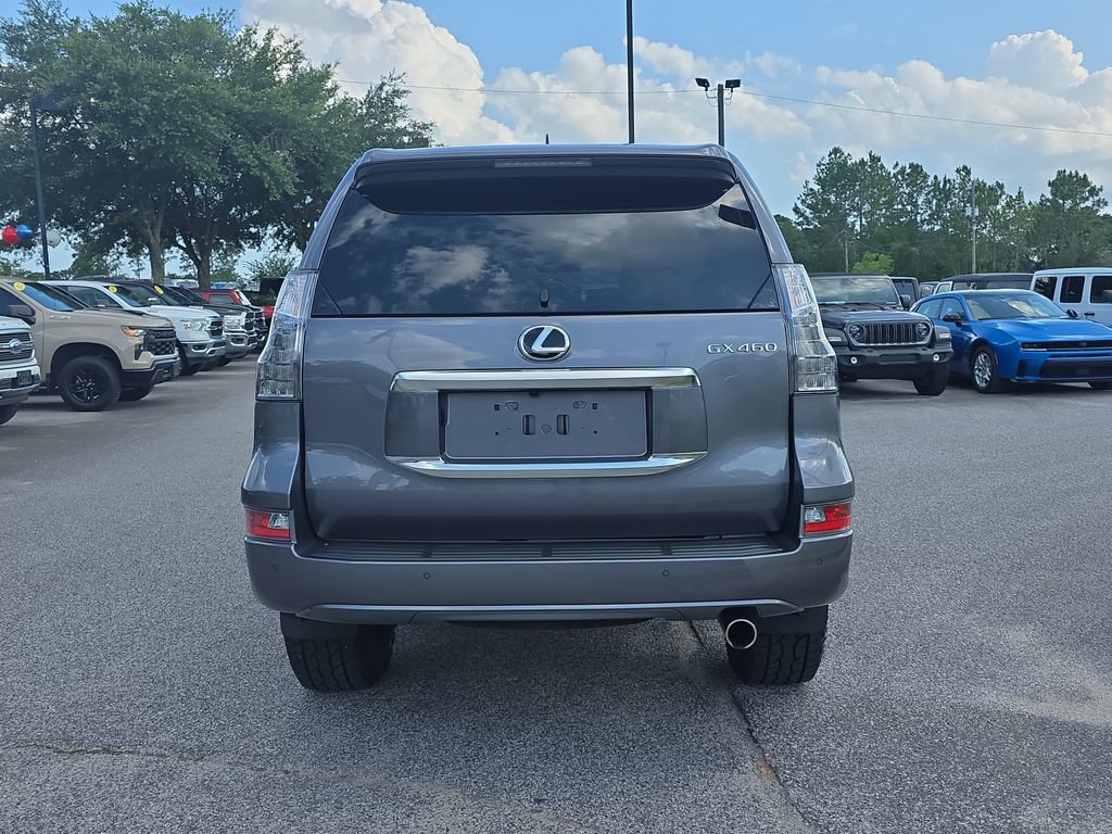 Used 2022 Lexus GX 460 w/ Accessory Package AWD/4WD image 5