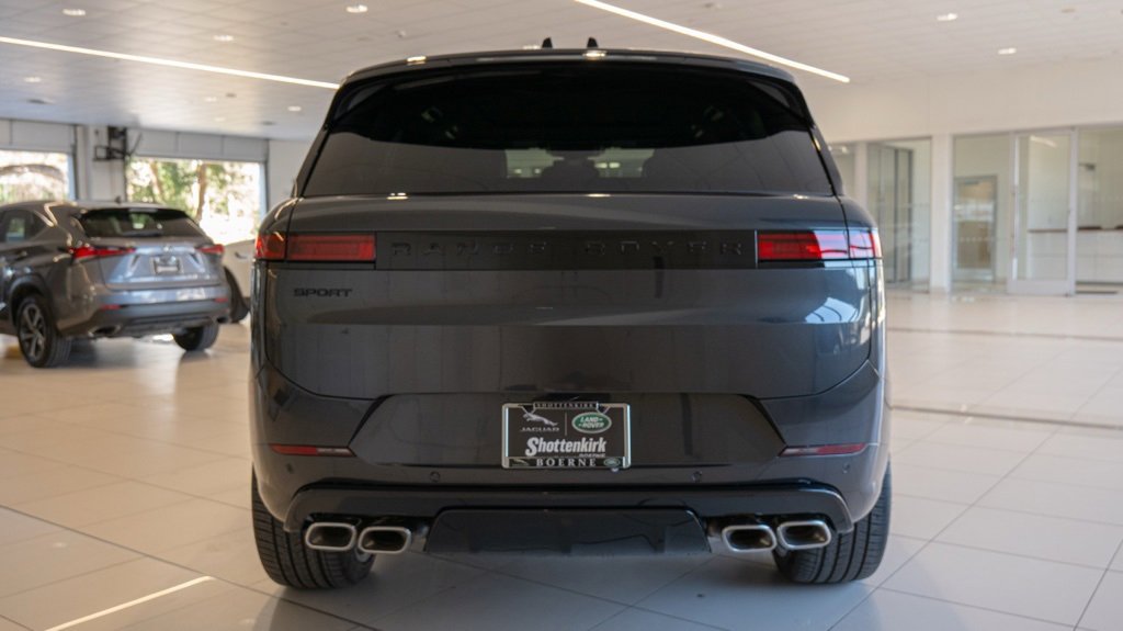New 2025 Land Rover Range Rover Sport Dynamic SE image 6