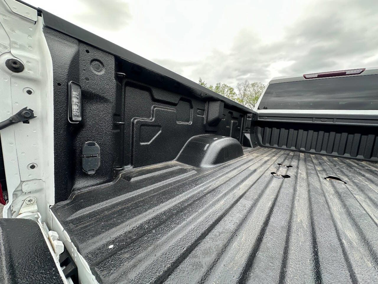 Used 2021 Chevrolet Silverado 3500 W/T w/ Gooseneck/5TH Wheel Package AWD/4WD image 18