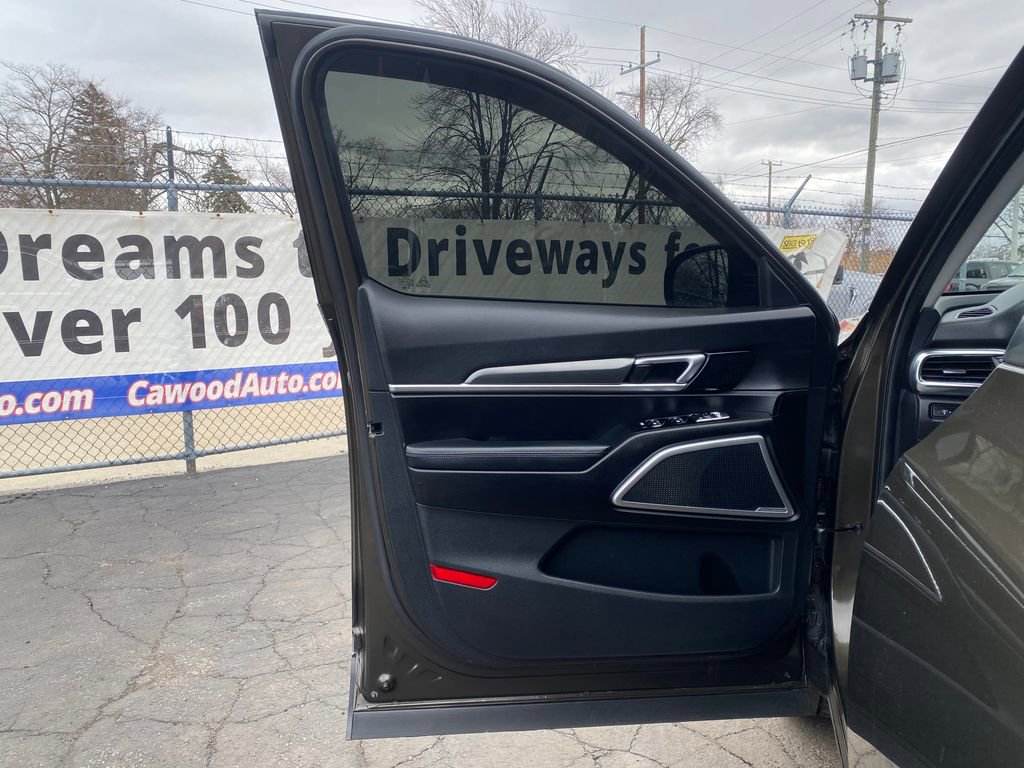 Used 2022 Kia Telluride S image 14