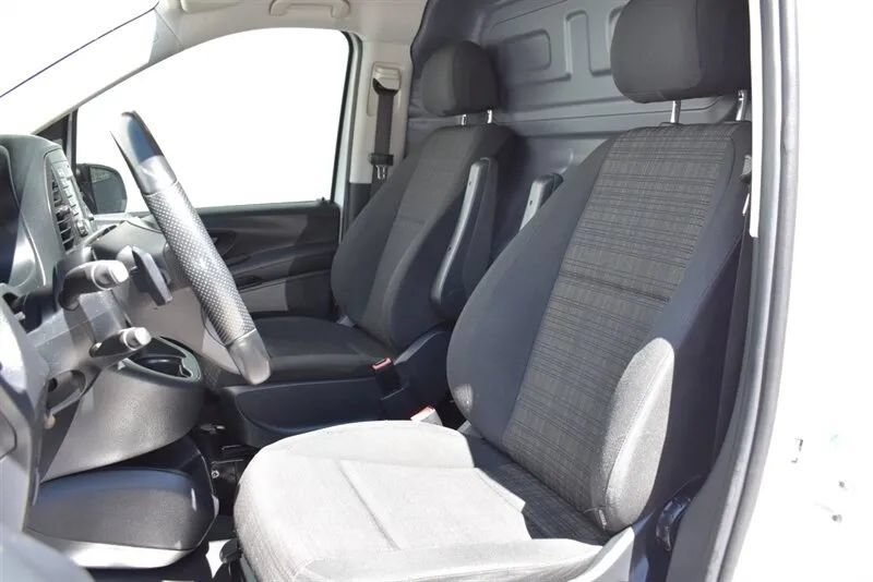 Used 2020 Mercedes-Benz Metris image 13