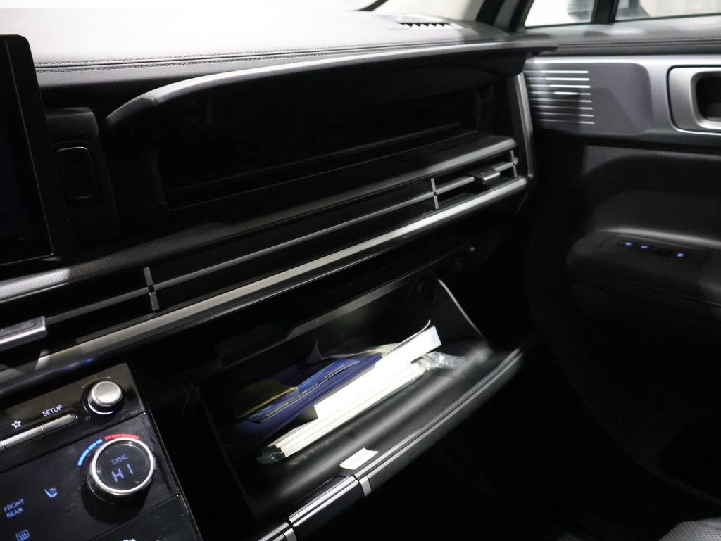 Used 2025 Hyundai Santa Fe SEL image 28