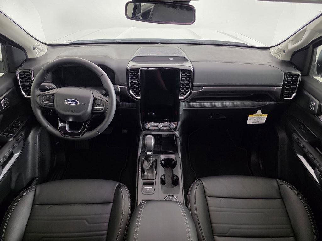 Used 2025 Ford Ranger Lariat w/ Chrome Accent Package image 23