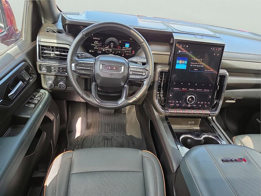 Used 2025 GMC Yukon AT4 w/ AT4 Premium Package image 12