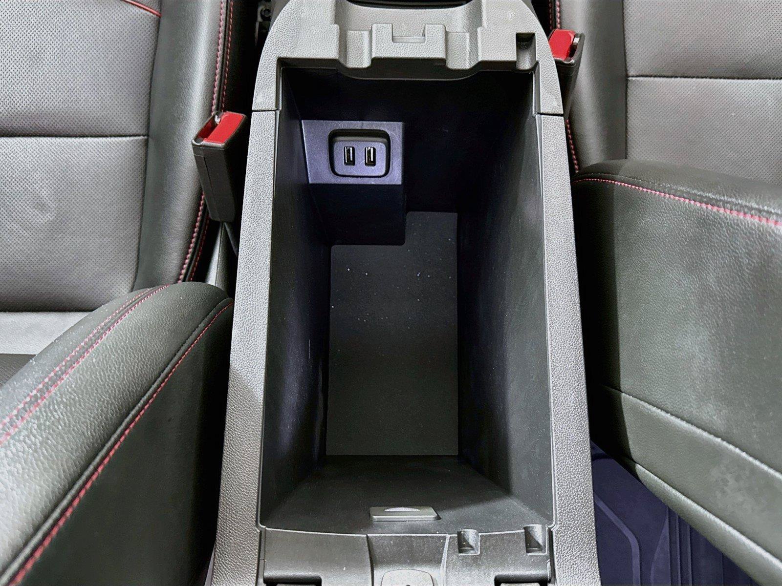 Used 2022 Chevrolet Equinox RS w/ RS Leather Package FWD image 37