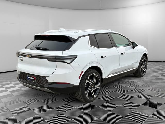 New 2026 Chevrolet Equinox EV LT image 3