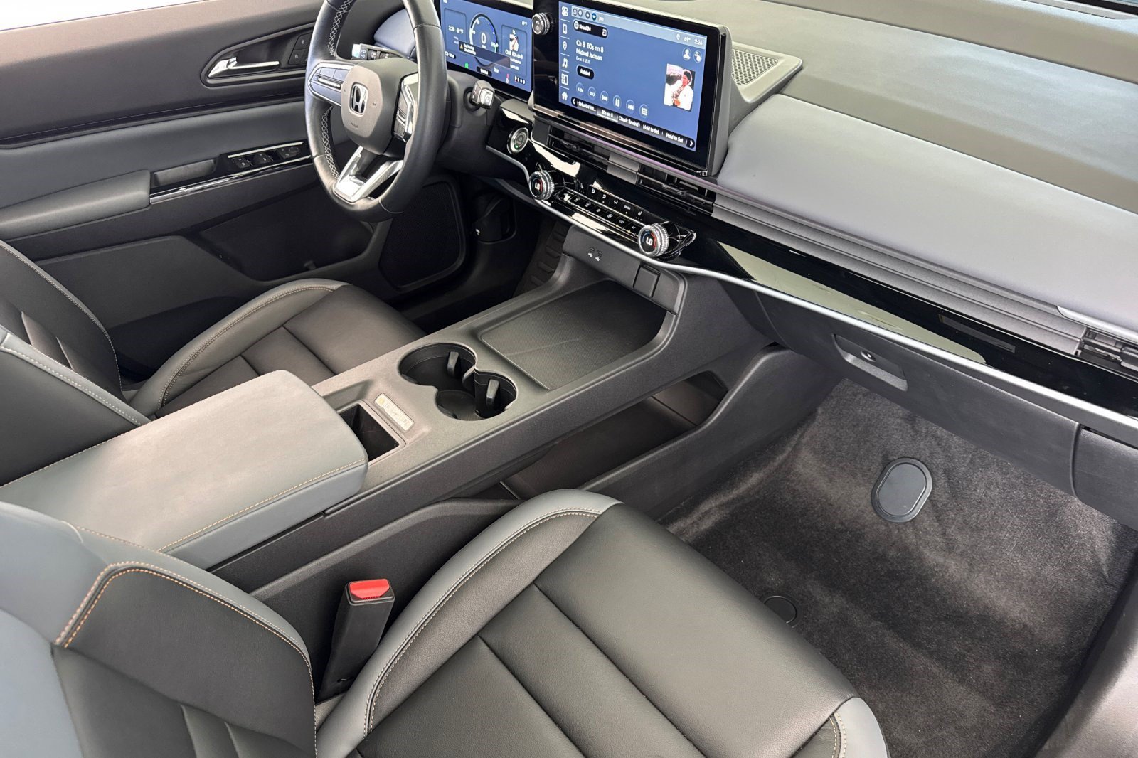 Certified 2024 Honda Prologue Touring image 35