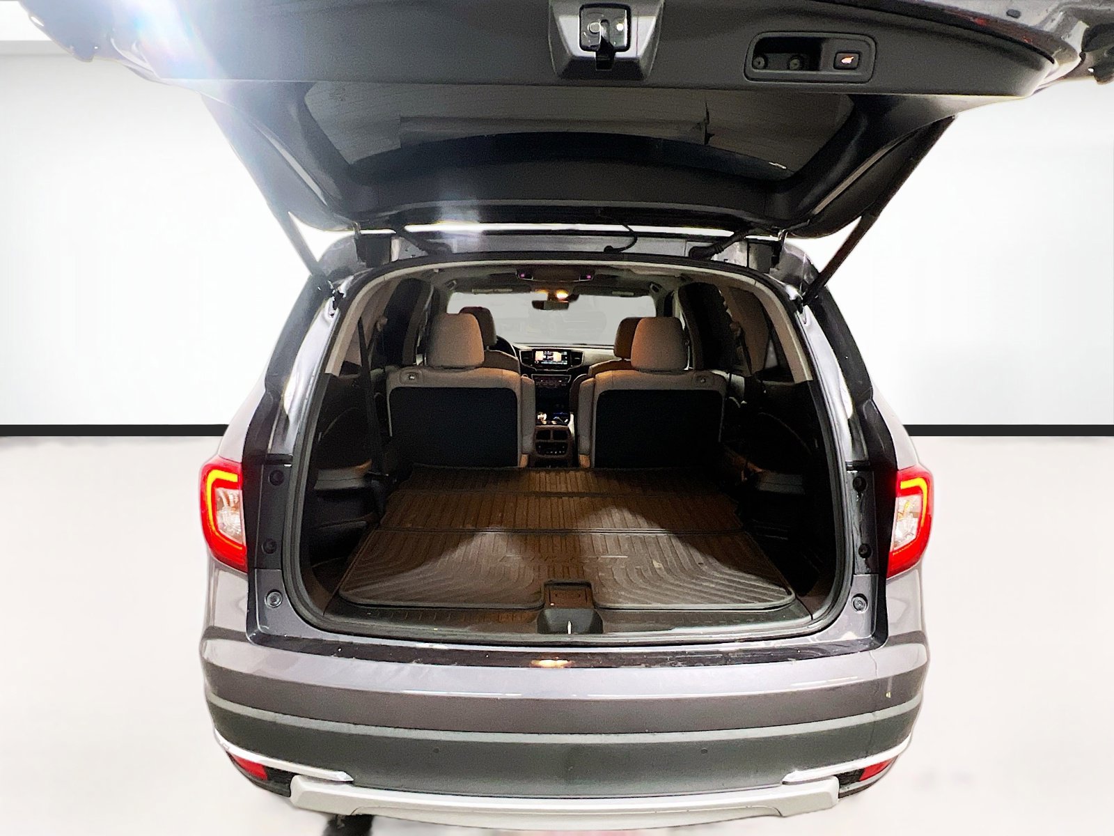 Used 2020 Honda Pilot Touring image 21