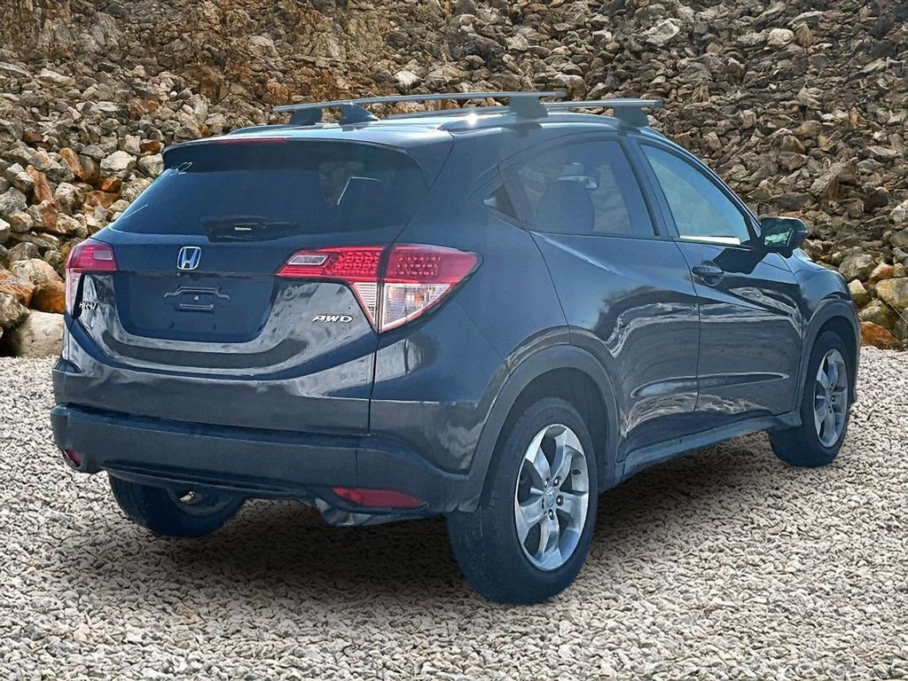 Used 2017 Honda HR-V EX-L image 2
