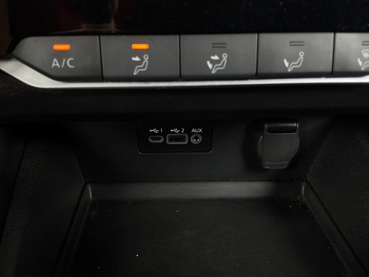 Used 2025 Nissan Altima 2.5 SV FWD image 25