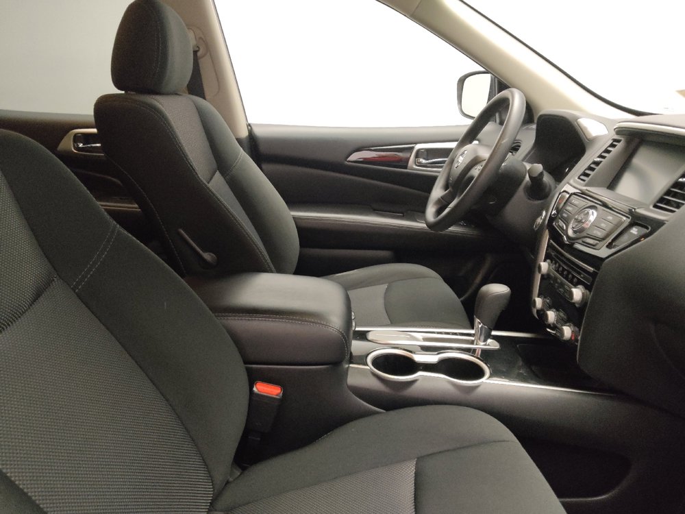 Used 2020 Nissan Pathfinder S image 21