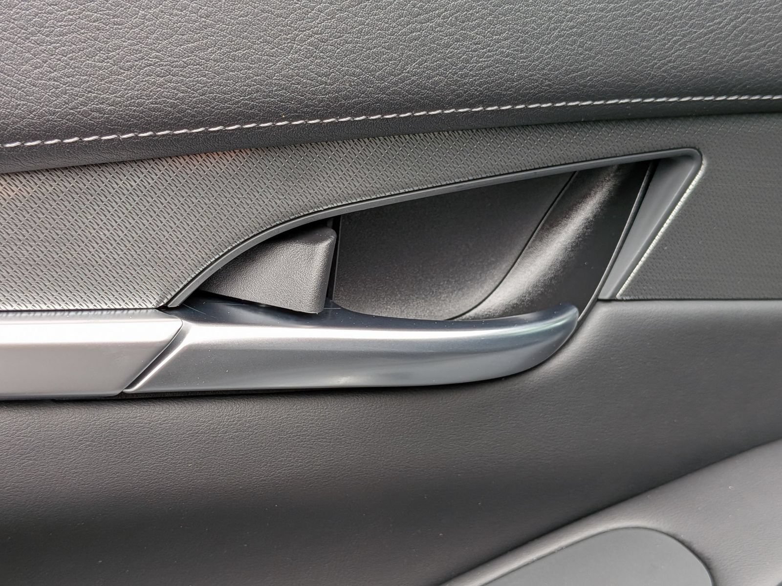 New 2026 INFINITI QX60 Luxe w/ Cargo Package FWD image 27