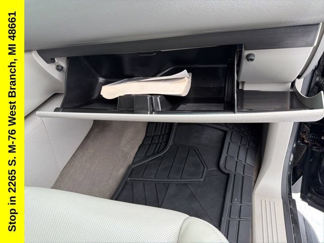 Used 2013 Chevrolet Avalanche LT AWD/4WD image 33