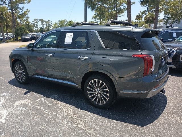 Used 2023 Hyundai Palisade Calligraphy w/ Cargo Package FWD image 3