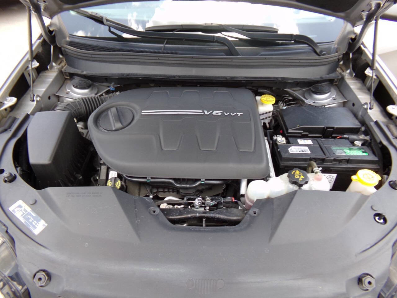 Used 2019 Jeep Cherokee Limited image 62