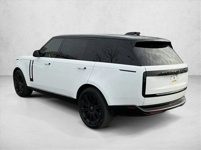 Used 2024 Land Rover Range Rover Long Wheelbase SE image 7