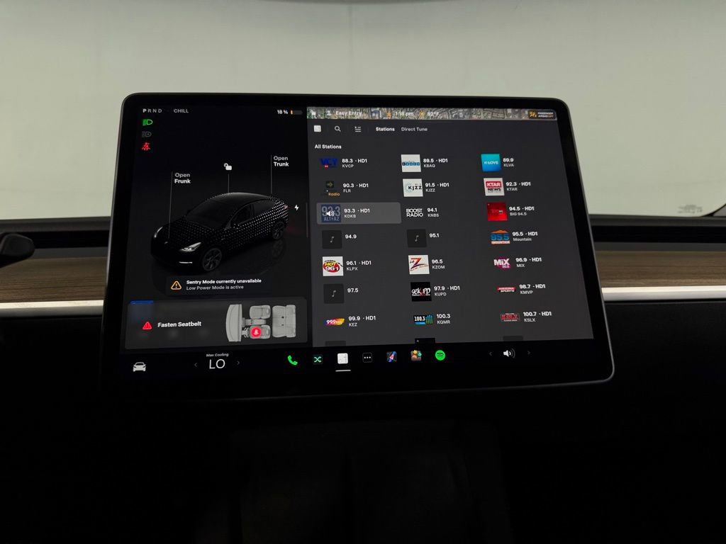 Used 2024 Tesla Model Y Long Range image 18