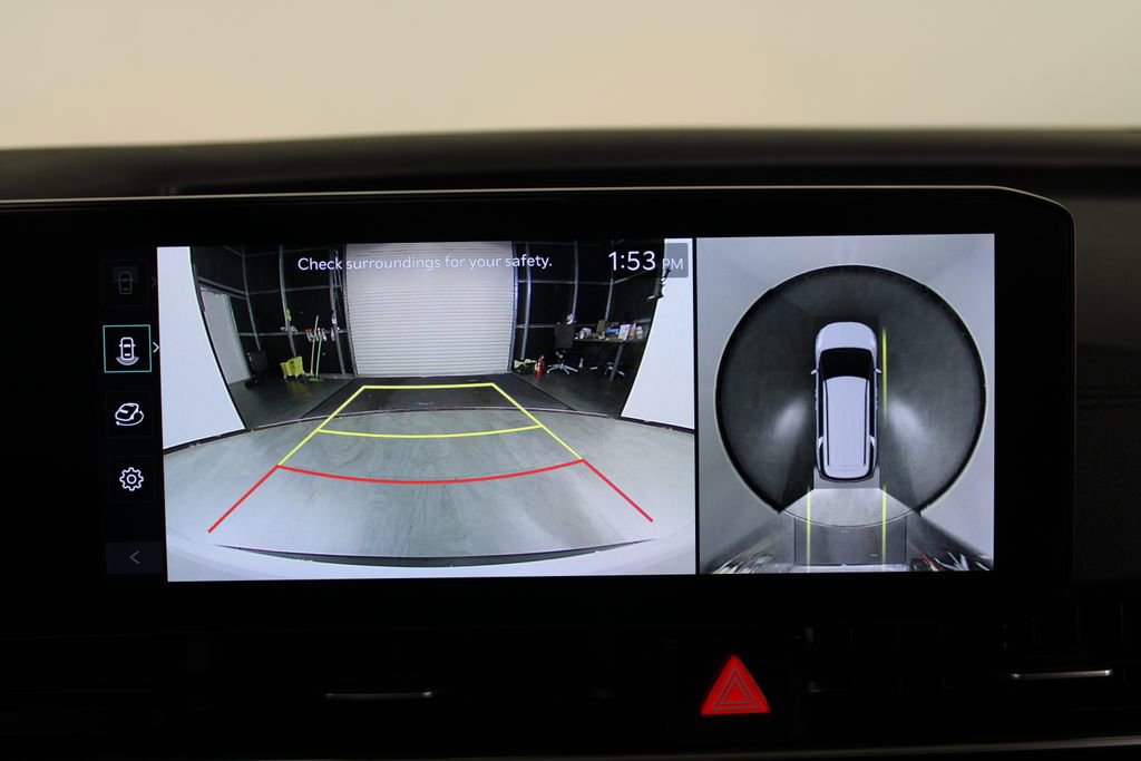 Used 2025 Kia Carnival SX image 33