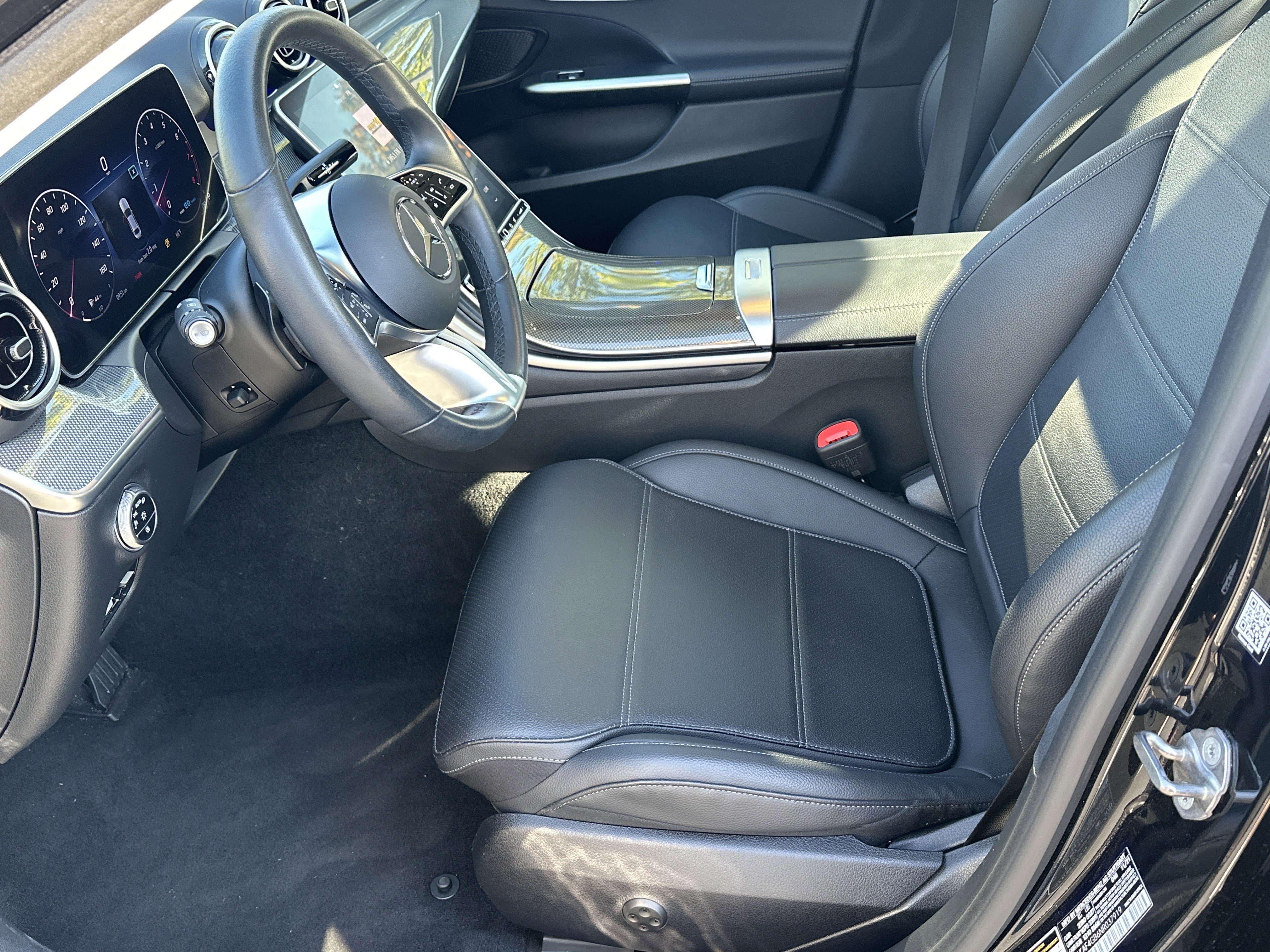 Used 2022 Mercedes-Benz C 300 Sedan image 9