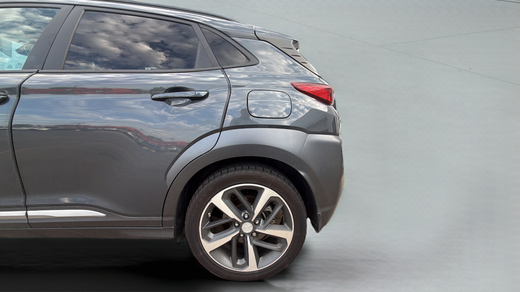 Used 2020 Hyundai Kona Limited FWD image 12