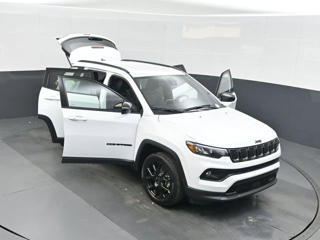 New 2026 Jeep Compass Latitude image 49