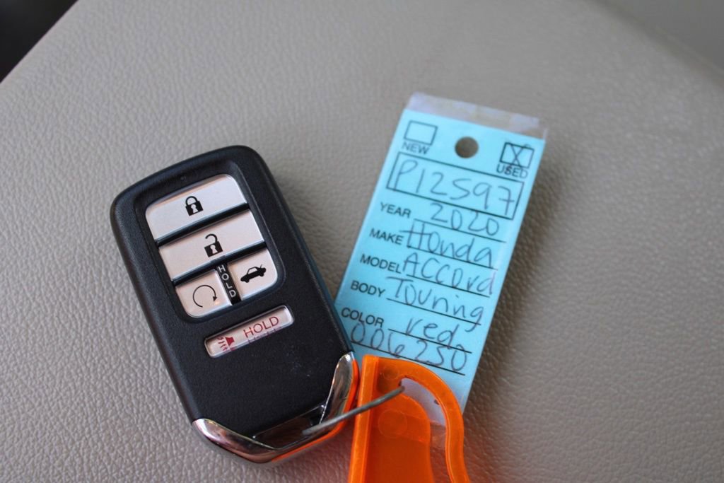 Used 2020 Honda Accord Touring image 33